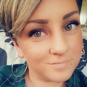 Meet your Posher, Carolyn